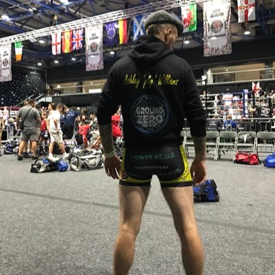 ashgz123's profile picture. 