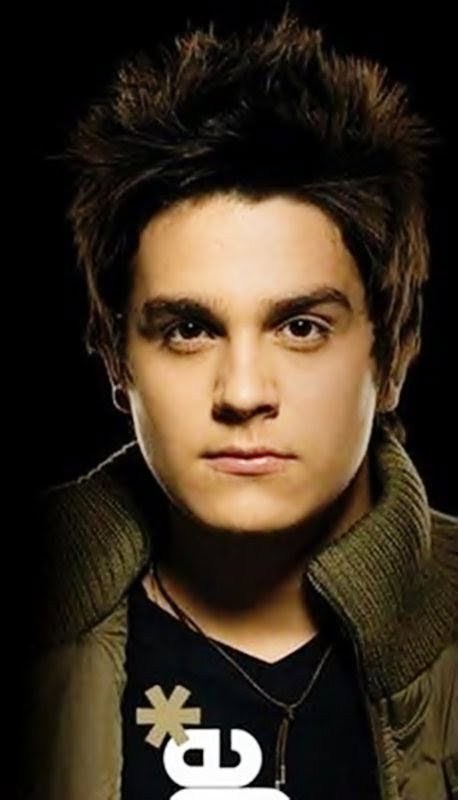 Fã clube em homenagem ao artista Luan Santana!!