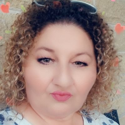 elliegf's profile picture. Devoted Glambert here.... Google it, before you hit the Follow button :) so you know what are you getting yourself into ;)