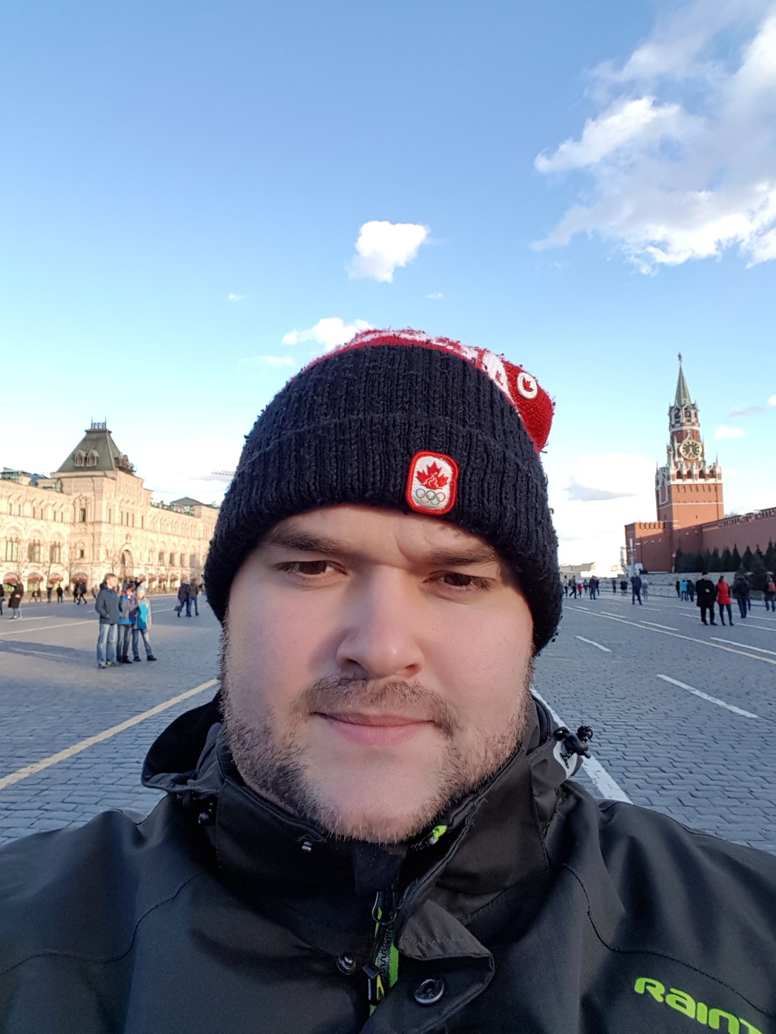 Recreational cards player from Québec.
Wine lover, endless seafood eater.
The important thing in life is to experience emotions.