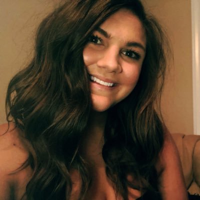 laurenlubejko's profile picture. just trying to be my best self