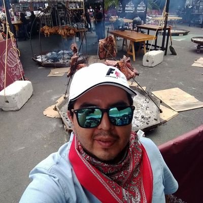 luis_27f's profile picture. -Hobbies: Andar en moto 
-Intereses: Andar en moto 
-Que hace para divertirse: Andar en moto...Me explico no?