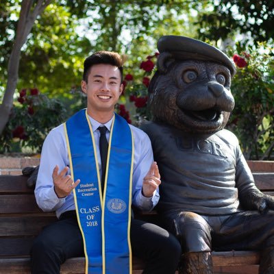 winnerhuynh's profile picture. yeah in my white tee