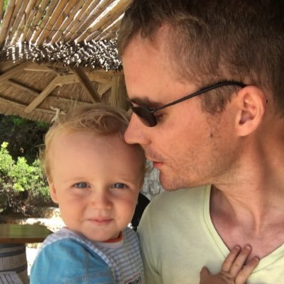 logiboisbou's profile picture. Moi