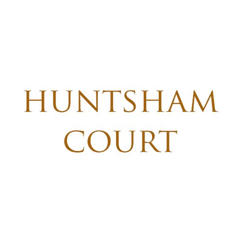 Private Hire, Country Estate with Manor House and Gardens. Sleeps 100 | 42 Bedrooms | Events for 130. No corkage.