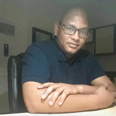 thulanitshefuta's profile picture. Servant.