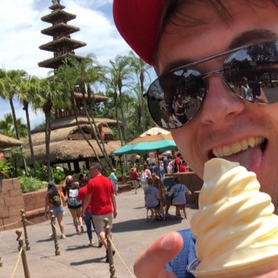 JosphLangly's profile picture. hi :)