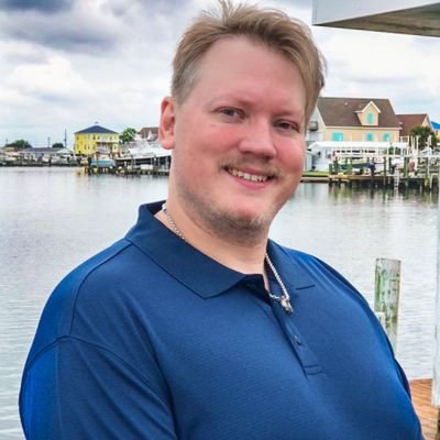 CB_Smiley82's profile picture. Realtor, farmer, photographer