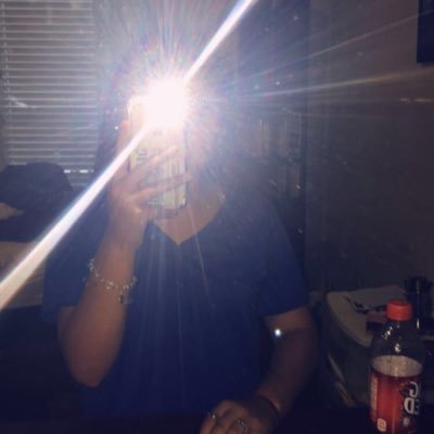 l3exii's profile picture. 💛