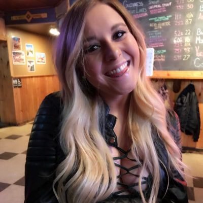 lauren_katis's profile picture. 