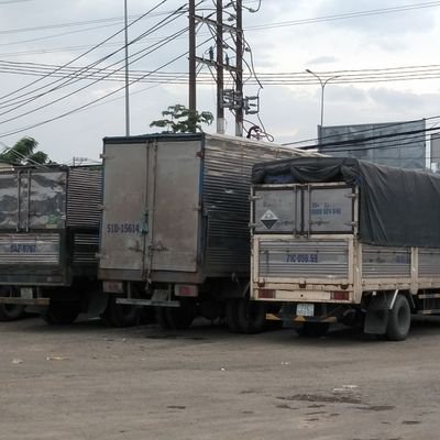 Chuyên cho thuê xe tải chở hàng giá rẻ với các loại xe chở hàng từ 1 Tấn đến xe tải 20 tấn tại tphcm.