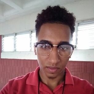 ViziouuuYt's profile picture. El cuchillo más afilado necesita una piedra amoladora ; ELYOYO Necesita una ps4 Para hacer Gameplays ! Hobby YouTube.Canal  :