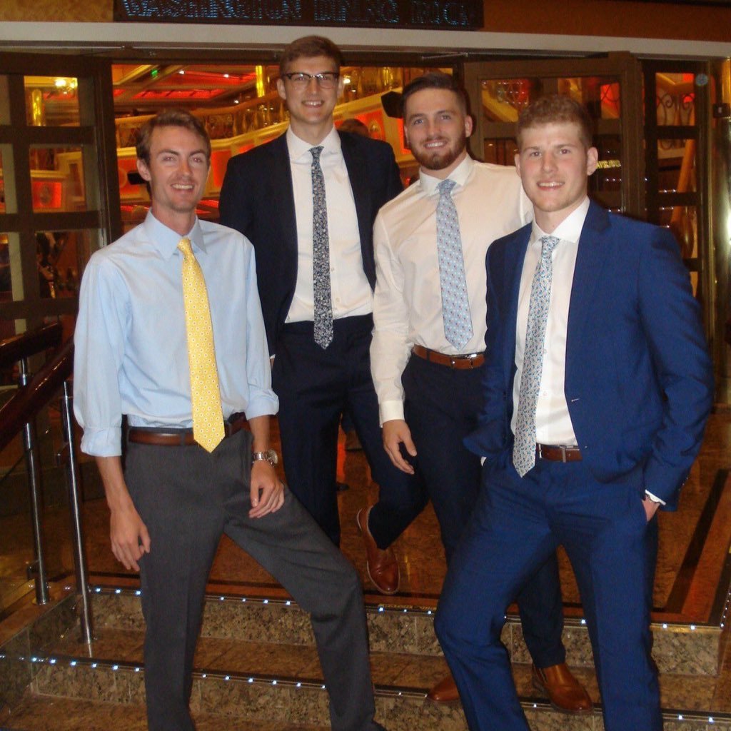 barksdalejake9's profile picture. UH '19