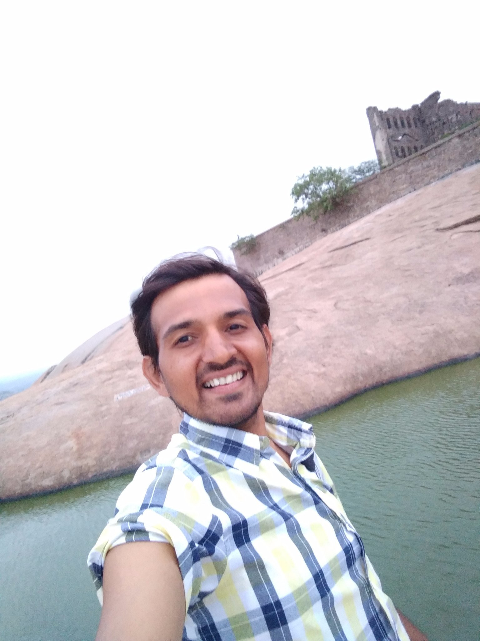 I am an IT professional developer passionate to create innovative, efficient and high impact solutions while delivering the best customer service and support.
