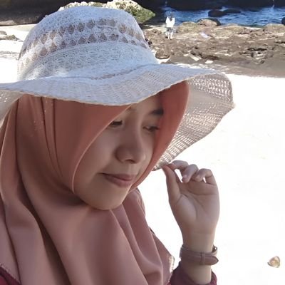 irfayanii's profile picture. hasbunallah wa ni’mal wakil, ni’mal maula wa ni’man nashir