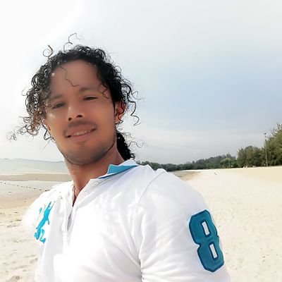 damodarParajul4's profile picture. 😁😁😁फेवातिरमा जन्मेर,माछापुच्छ्रेको काखमा हुर्के बडेको ब्यक्ति हो, जाल हान्नु र तैरनु नजानेको मा दुख छैन! नाक रगडेर सुँघिस् भने माछा माछा पक्कै गनाउछु 😋😋