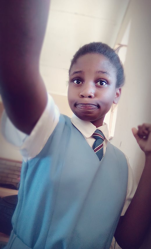 dhat_mello's profile picture. 💕💕