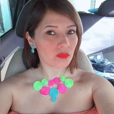 Soy una mujer carismática, positiva, educada!! Enamorada de mis hijas