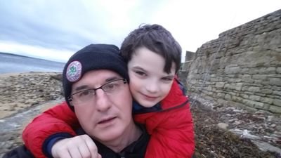 chrishar_1's profile picture. We're all lying in the gutter but some of us are looking up at the stars...