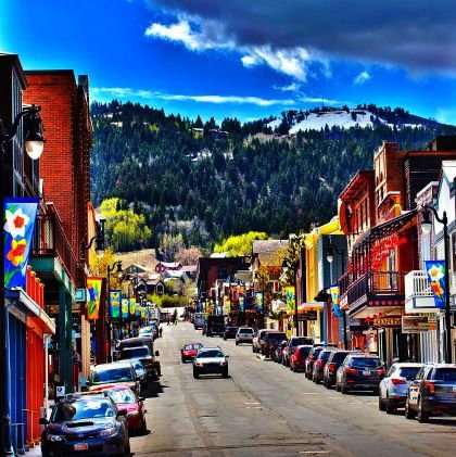 Park City, UT. Decade Resident. Current Resident. Constitution Conservative.