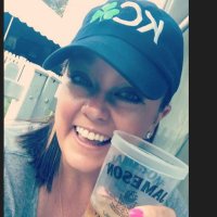 Elizabeth Mott - @ElizabethMott13 Twitter Profile Photo