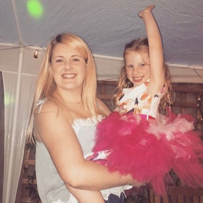 LydiaCowell's profile picture. 