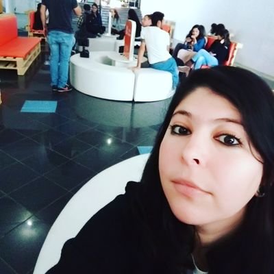 KiraOliveira5's profile picture. Tester, Python, C, Java, Livros, Games, Séries 🏈