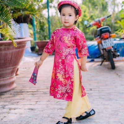 vnkienthuc1's profile picture. 