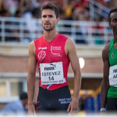 Atleta de 800ml militando en el Fent Cami Mislata. Graduado en ciencias de la actividad fisica y del deporte.