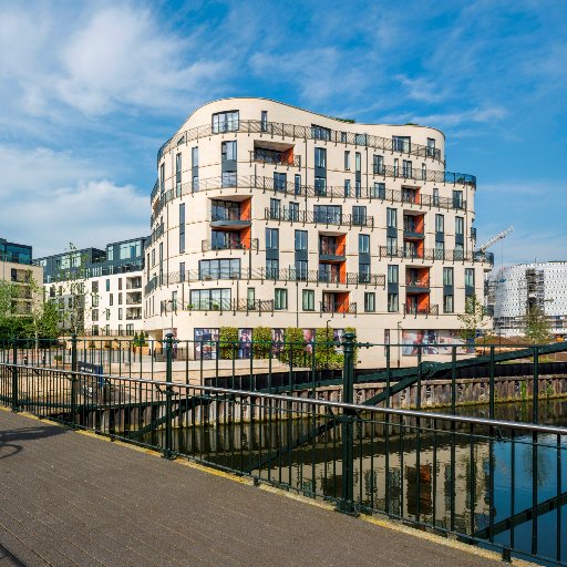 The official account for Crest Nicholson's Bath Riverside. A stunning selection of properties a short, flat walk close to the city centre.