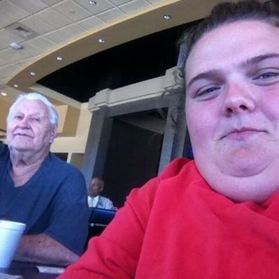 OliviaBennett17's profile picture. 