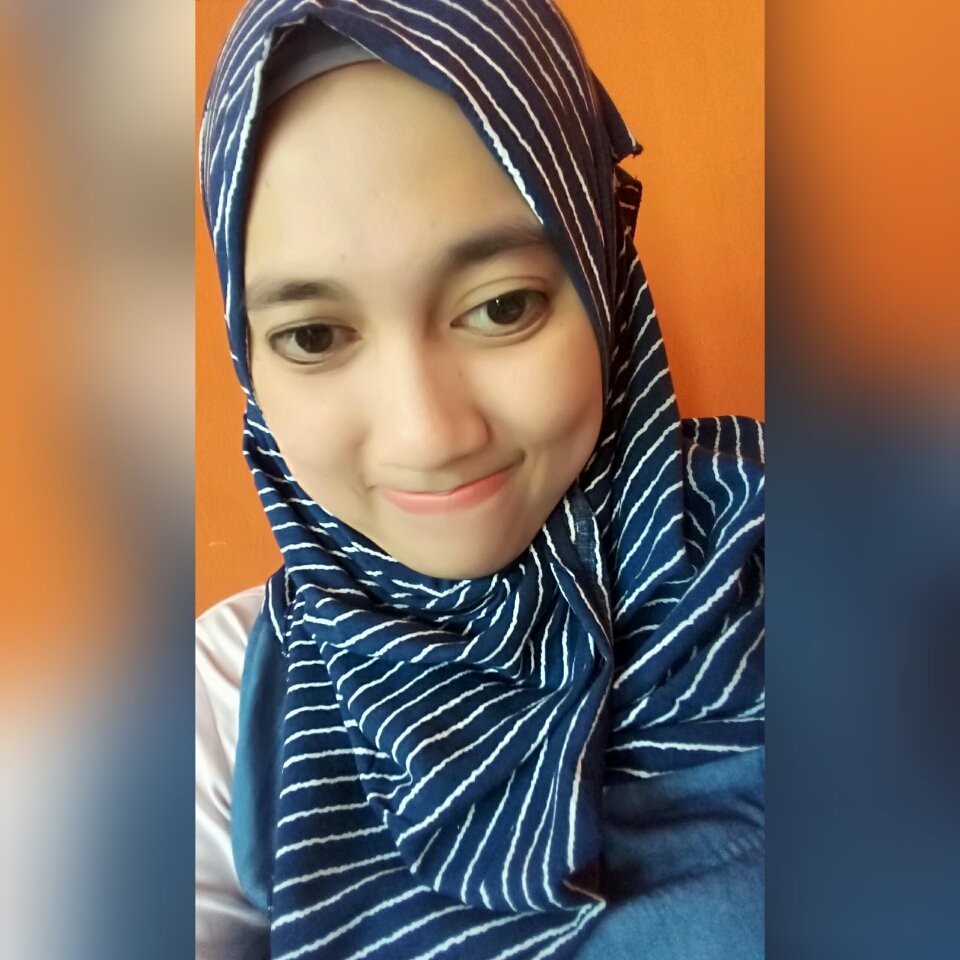 galangnuryanti's profile picture. 