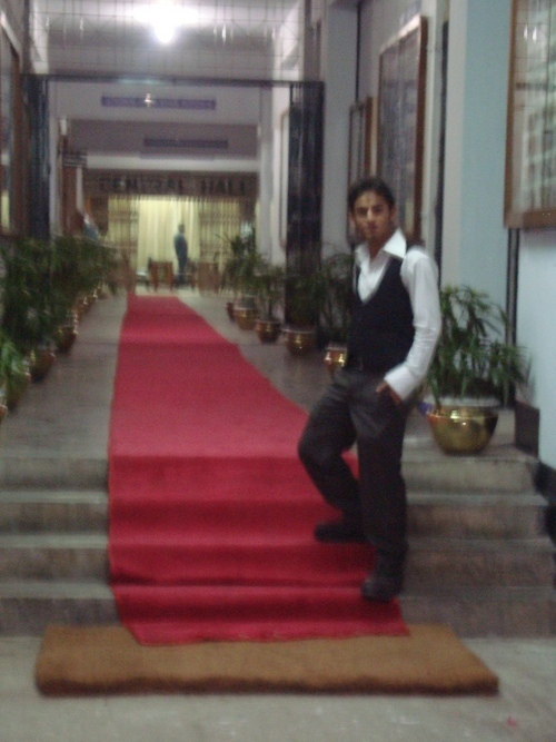 IMWASEF's profile picture. trying to gain wht i want...t want da help of Allah