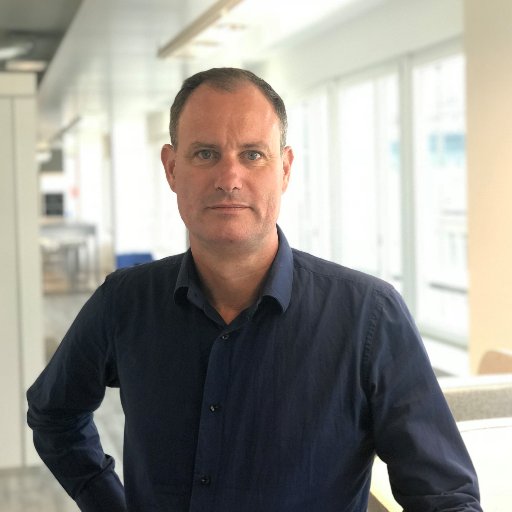 edwinglas's profile picture. 