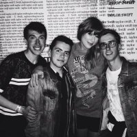 INDORAPTOR (@jon_swiftie13) 's Twitter Profile