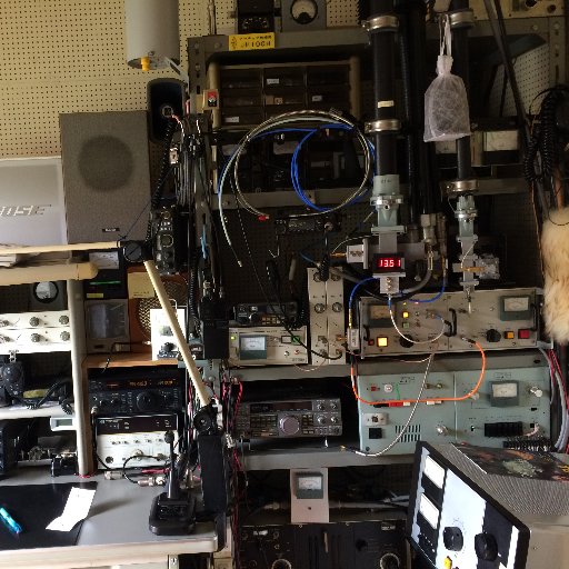JH1OQH's profile picture. 現在マイクロ波がメインでも真空管の明かりを見ながらの短波帯電信も好きだよ