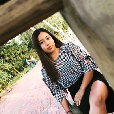 Arizbeth_1212's profile picture. photography📷