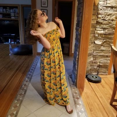 emily_collura's profile picture. Fhs 14
Cheer, track, Dance, volleyball