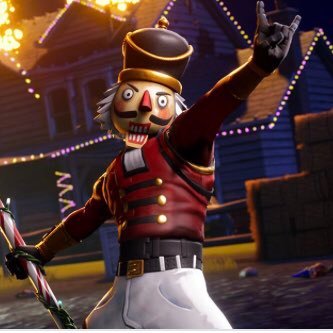 Crackshot456's profile picture. Give the crackshot a back bling