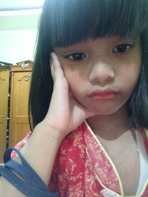 ShantiShawana's profile picture. 