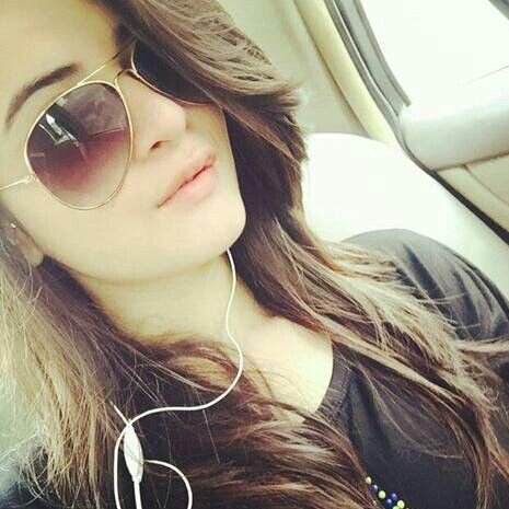 layan1alyan's profile picture. 