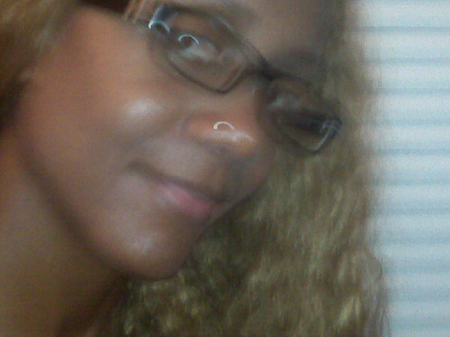 poisonmoth's profile picture. null