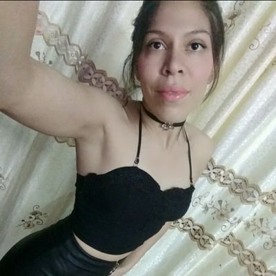 Disfruto de mi profesión, amo la vida, mi familia y amigos.Cada momento que paso para mi es único.