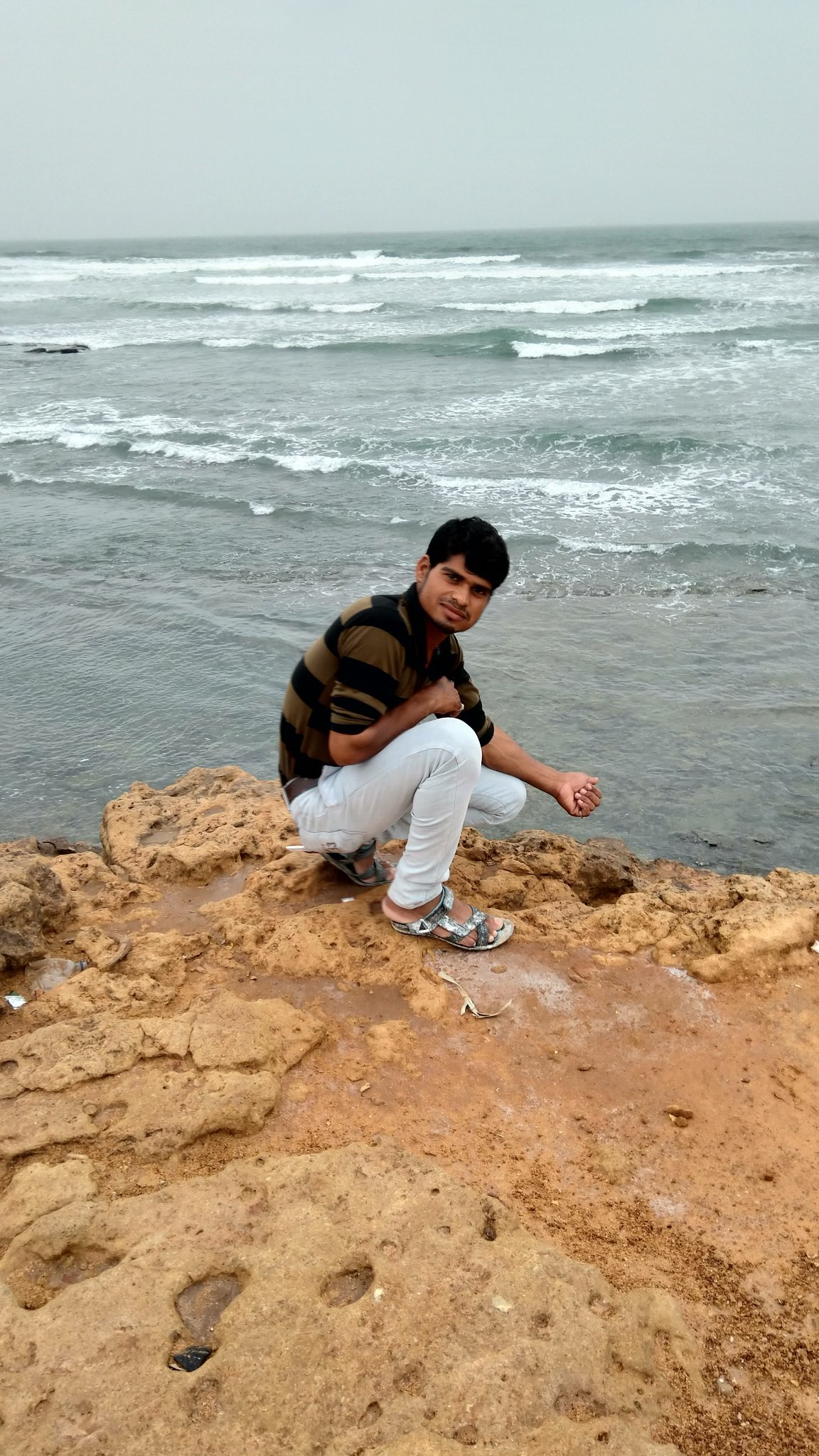 AQmfjHkERdpVKOs's profile picture. 