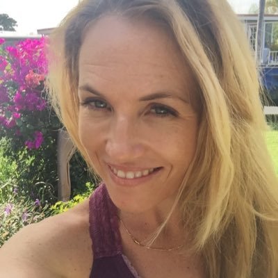 ReneeWestTCS's profile picture. Mom of boys ❤️ Lover of life 🌻 Teacher at heart 🌍 Peaceful Warrior ♌️ Music and dance is life 🎶