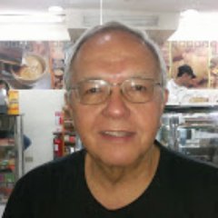 rlunao's profile picture. ingeniero y abogado