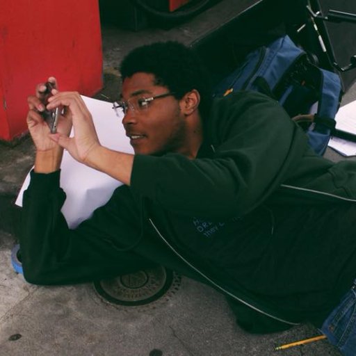 Filmmaker, Nerd, Token Black Guy
26
Director, @Housefeature
https://t.co/EdDRpgQAYm
Host & Creator of @SnackableCinema
-See you, Space-Cowboy