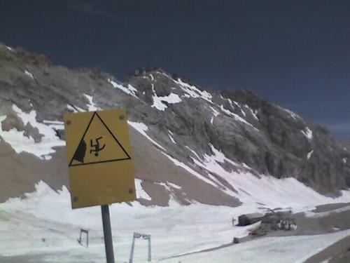 tthirr's profile picture. 数学や物理の勉強し直し中。表現論の周辺とか。