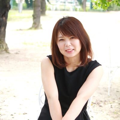 動画を使った集客の専門家 株式会社rensouサポート・他2社を経営。サロン経営者のための集客ノウハウを発信しています。大手クーポンサイトに頼らない集客力を身につけたい方はフォロー!