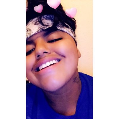 19 //🌈 Single // 👻 babykingg3 // Insta @baby.eli11 & @lesly.barajas 11 💪 // Hanford CA 🌴